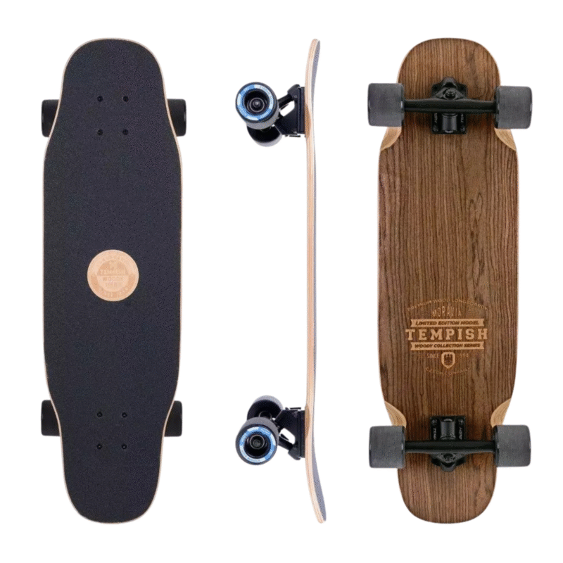 Street Surfing Curve 39" Higher Faster - Für sanfte Fahrten durch die Stadt und die Berge Cruisen Sie durch die Stadt oder die Bergstraßen hinunter? Mit dem Street Surfing Curve 39" Higher Faster Longboard erleben Sie Kontrolle, Komfort und Stil in einem. Dank der Drop-Through-Trucks liegt dieses Board tief auf dem Asphalt und sorgt für zusätzliche Stabilität und eine sanfte Fahrt. Warum das Curve 39" Higher Faster wählen? - Glatte, weiche 70-mm-Räder mit ABEC-9-Lagern - Reverse-Kingpin-Trucks für scharfe Kurven und dynamisches Carving - Stabiles 7-lagiges Ahornholz-Deck mit schwarzem Grip-Tape für optimale Fußkontrolle - Leicht und komfortabel, ideal für Urlaub, Stadt und hügeliges Gelände - Einzigartiges Berglandschaftsdesign für den ultimativen Roadtrip-Vibe Produktspezifikationen: - Länge: 99 cm (39") - Breite: 22,8 cm - Deckmaterial: 7-lagiges Ahornholz - Räder: 70 x 51 mm, Weichgummi - Lager: ABEC-9 - Trucks: 7" Aluminium Drop-Through, Reverse Kingpin - Maximale Belastung: 100 kg Mit dem Curve 39" Higher Faster haben Sie ein vielseitiges Longboard für den Alltag, Abenteuer und Entspannung. Bestellen Sie noch heute und erleben Sie das ultimative Fahrgefühl auf jedem Terrain.
